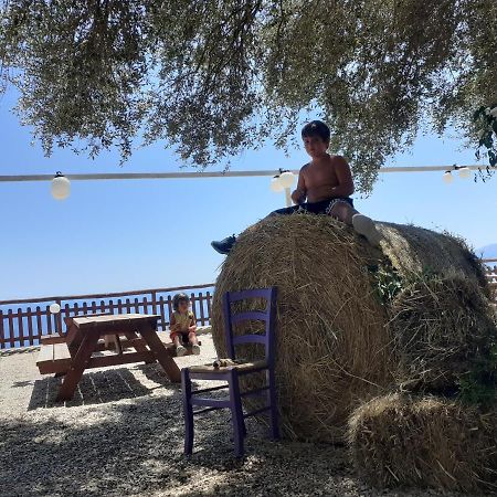 Agriturismo Codula Fuili กาลาโกโนเน ภายนอก รูปภาพ