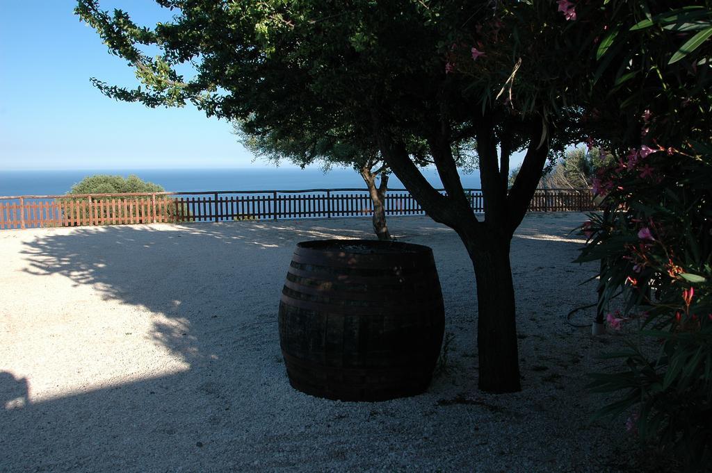 Agriturismo Codula Fuili กาลาโกโนเน ภายนอก รูปภาพ