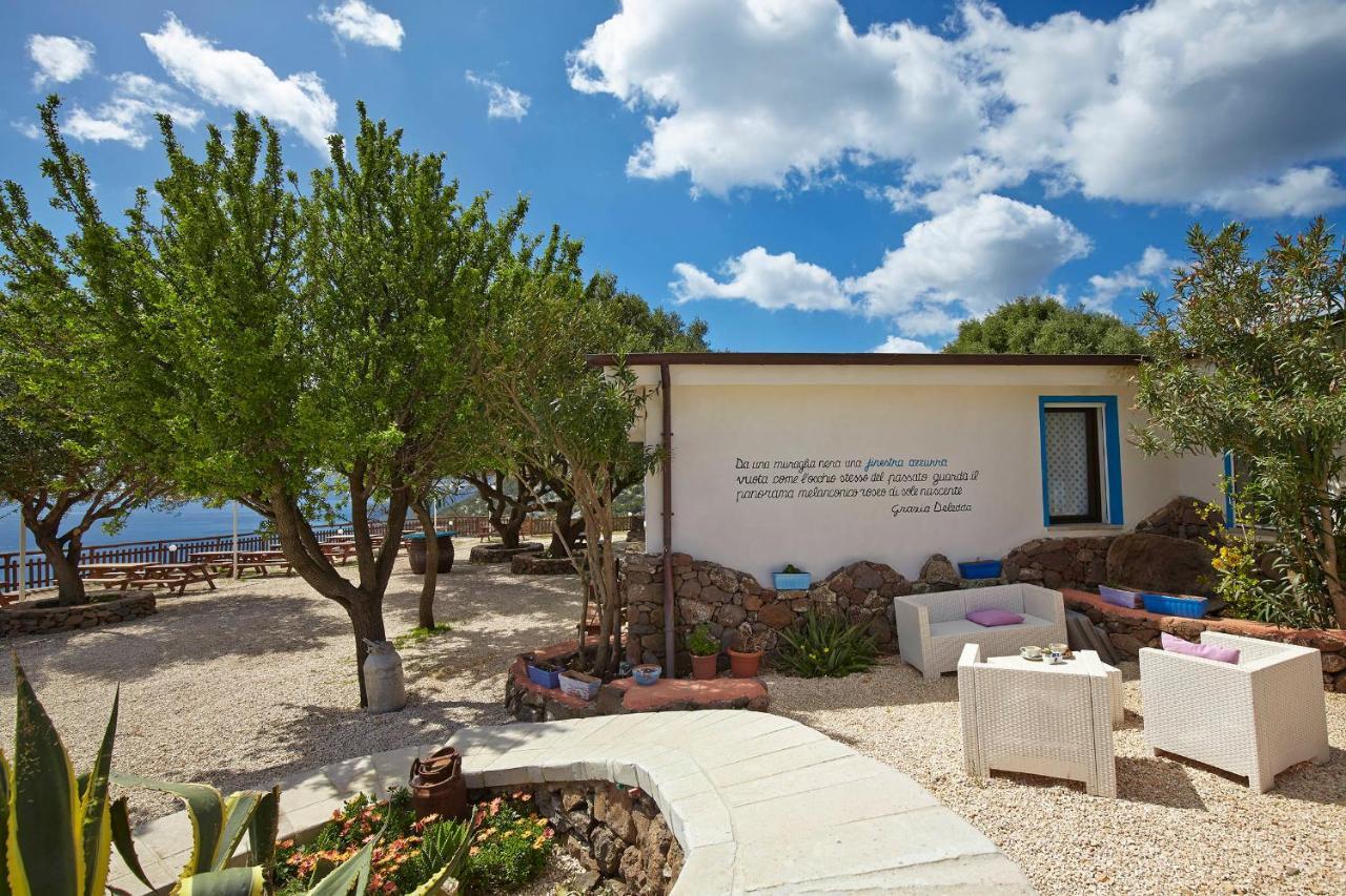 Agriturismo Codula Fuili กาลาโกโนเน ภายนอก รูปภาพ