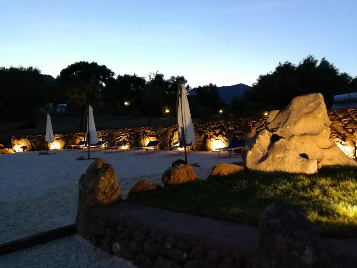 Agriturismo Codula Fuili กาลาโกโนเน ภายนอก รูปภาพ